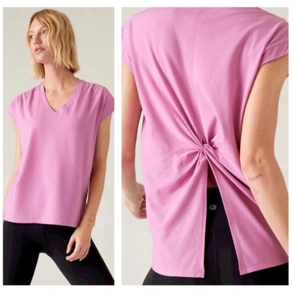 Athleta Tops - Athleta Outbound Twist Tee Shirt Maritima Pink Size 2X Athleticwear Short Sleeve